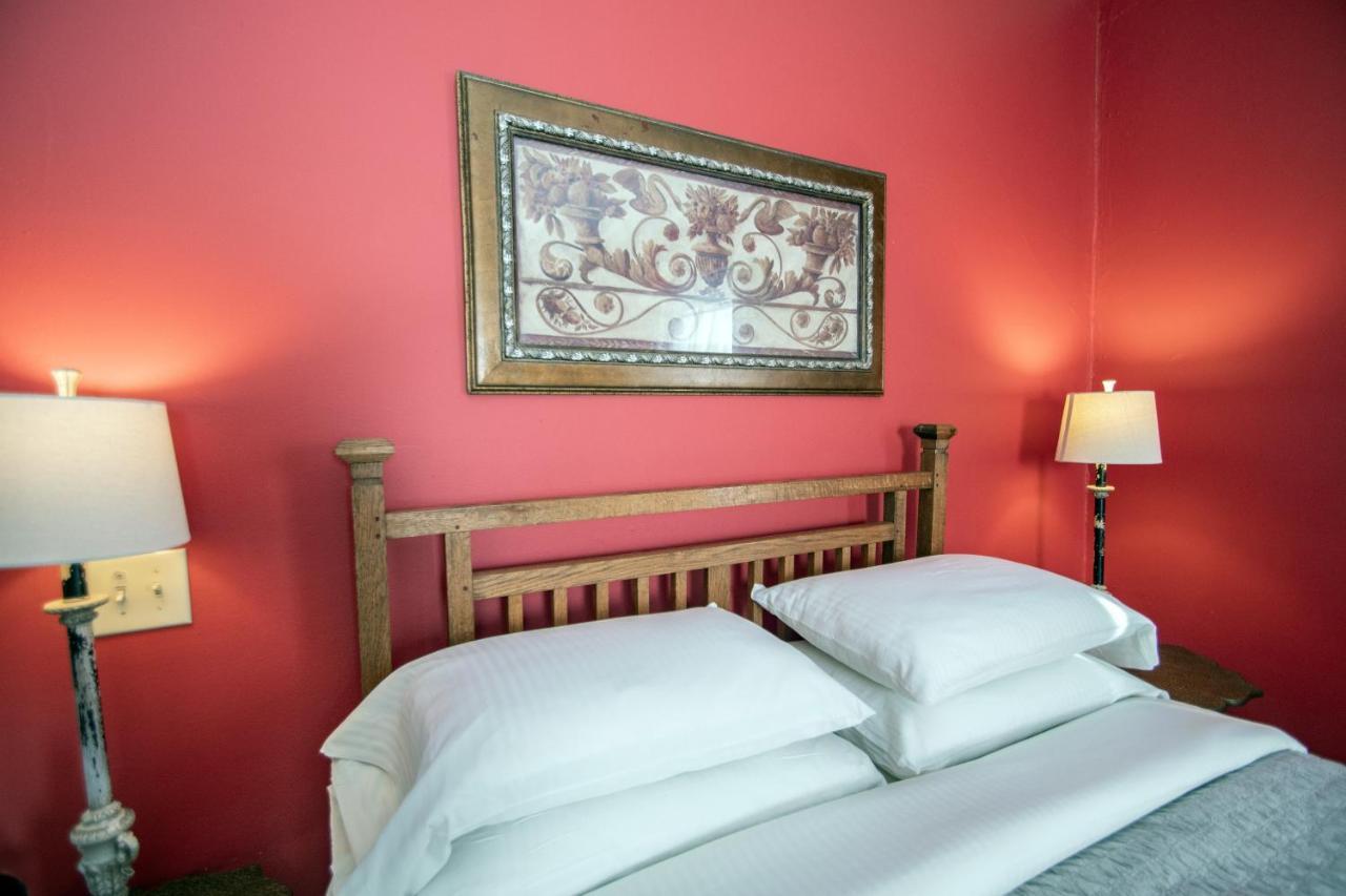 Looking Glass Inn Indianapolis Ngoại thất bức ảnh