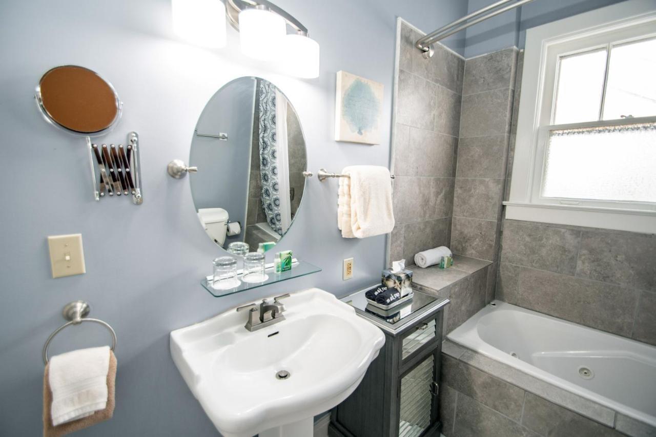 Looking Glass Inn Indianapolis Ngoại thất bức ảnh