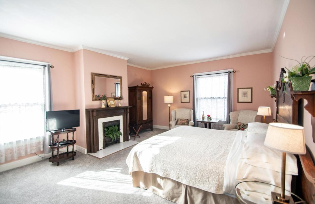Looking Glass Inn Indianapolis Ngoại thất bức ảnh