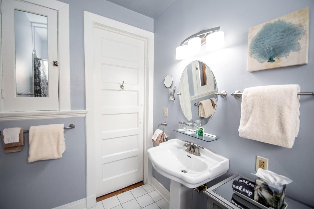Looking Glass Inn Indianapolis Ngoại thất bức ảnh